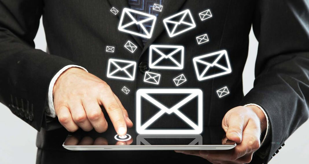 E-mail Marketing e Mídias Sociais